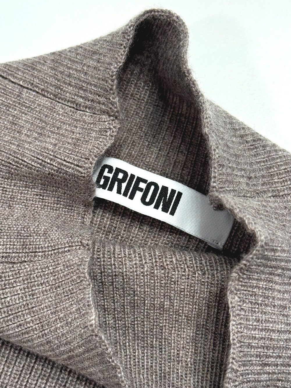 Grifoni 110011-120010