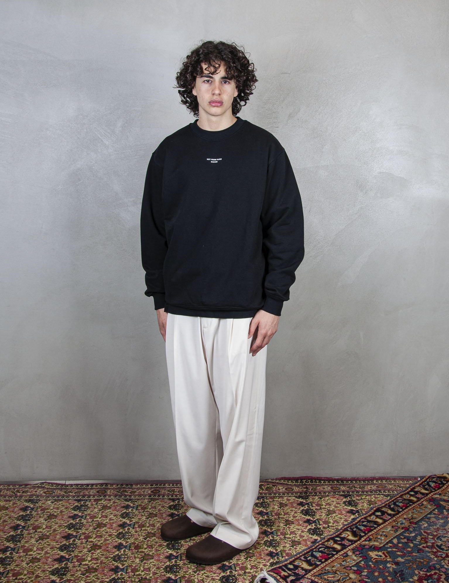 Le Sweatshirt Slogan Classique SW148-CO127 BL Drôle De Monsieur 