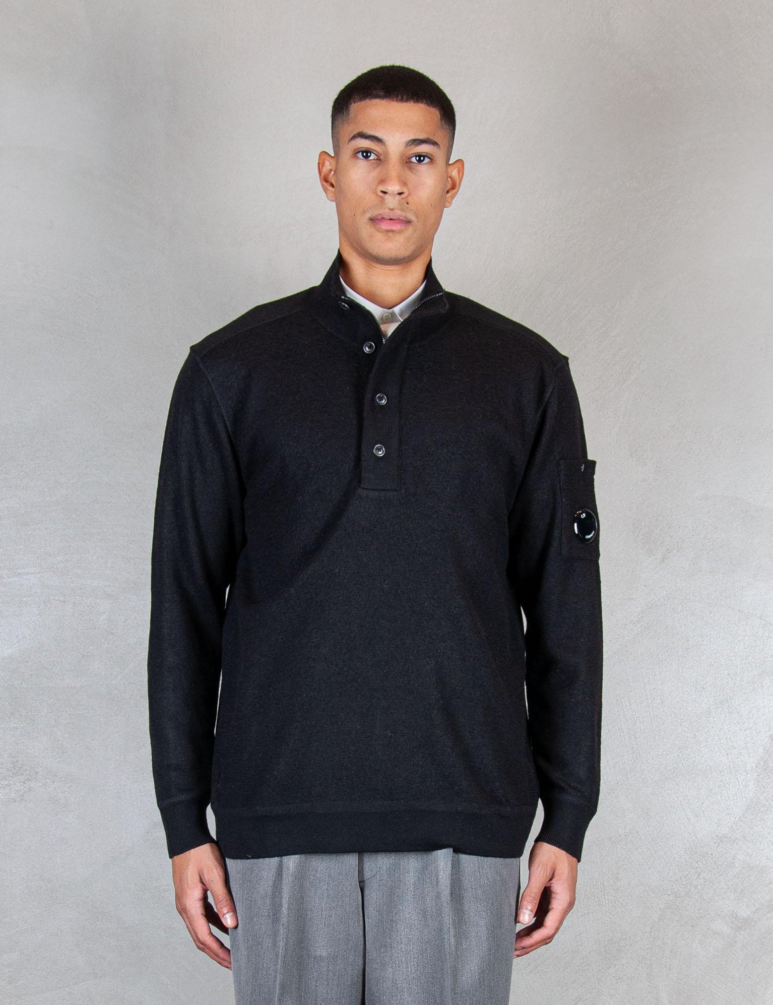 >Wool Felted polo KN199A-110468A 999 C.P. company 