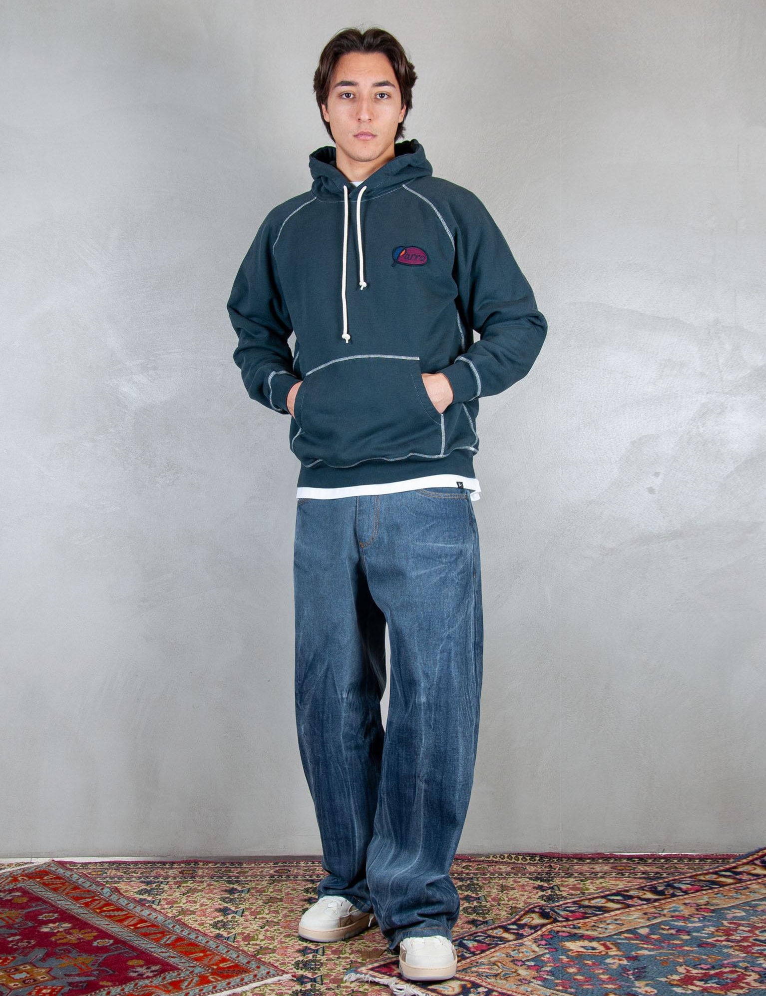>Circled Script Logo hooded 54431 DARK BLUE Parra 