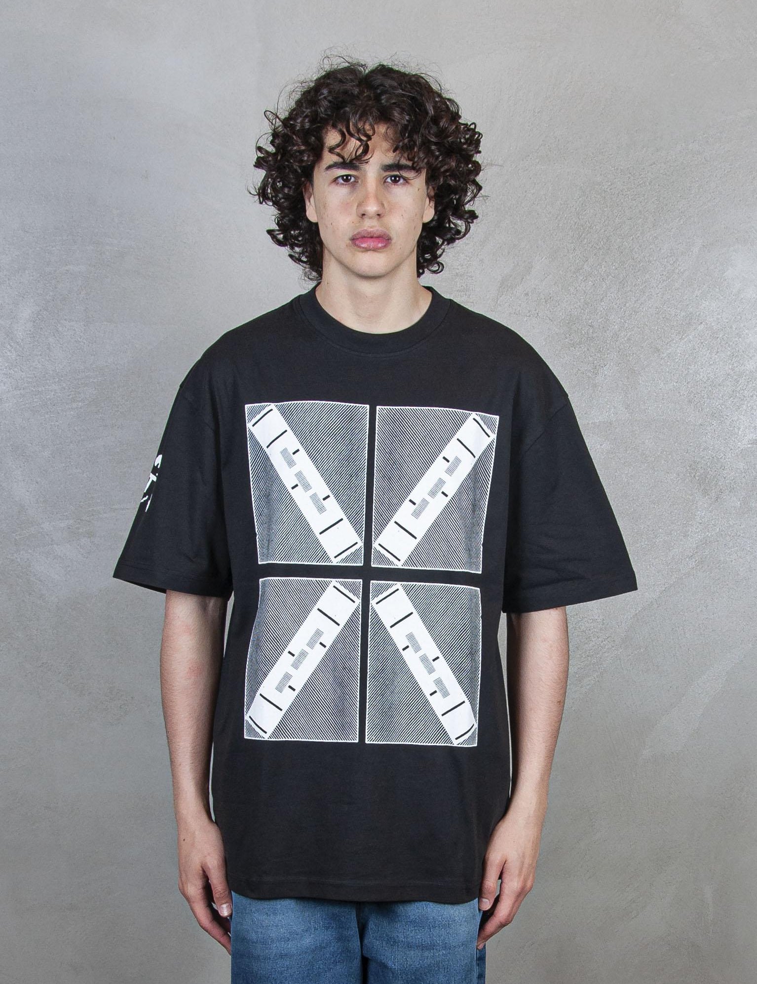 >4 Boxes Cross tee TS011 BLACK TTT 