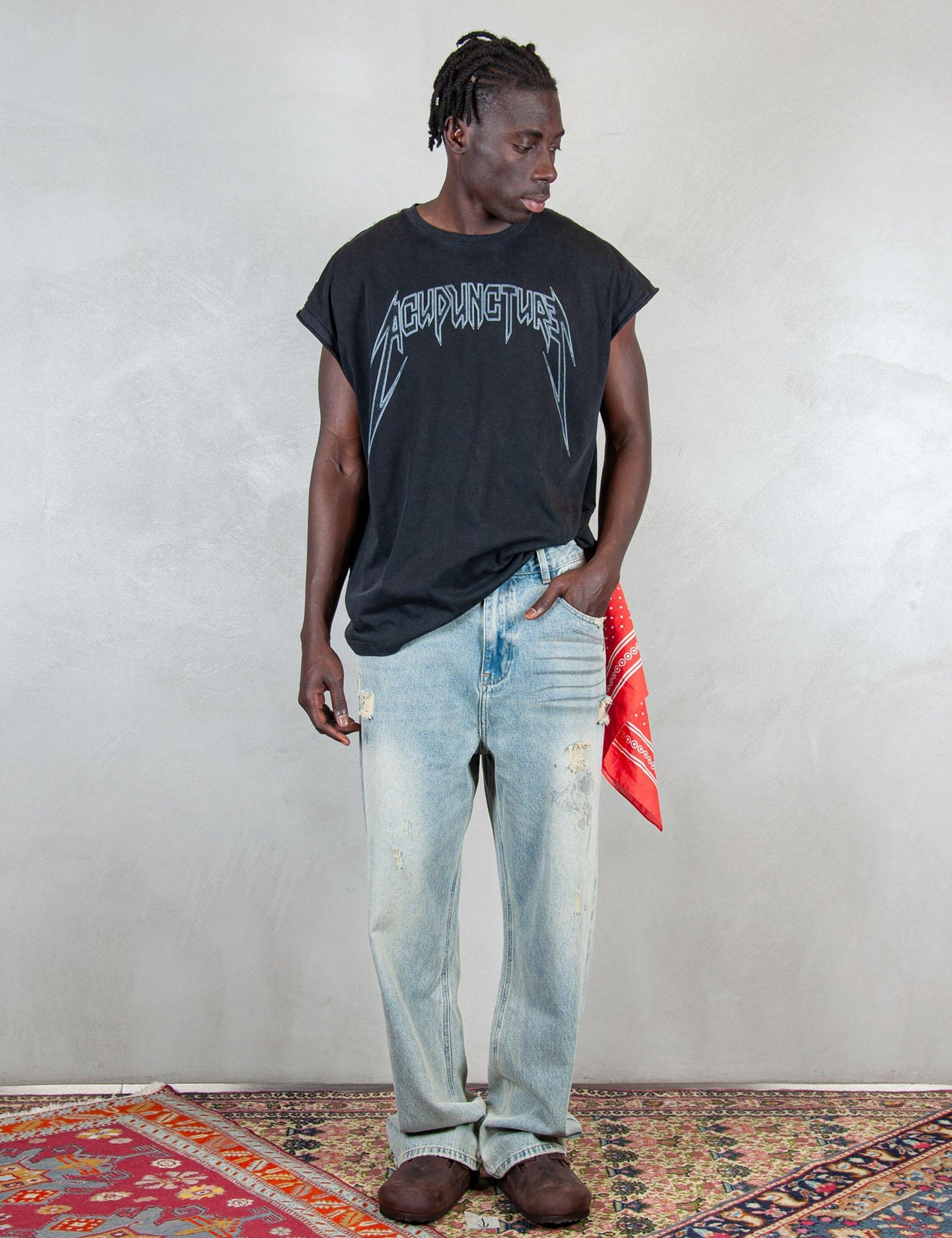 L WASHED BLACK Acupuncture 