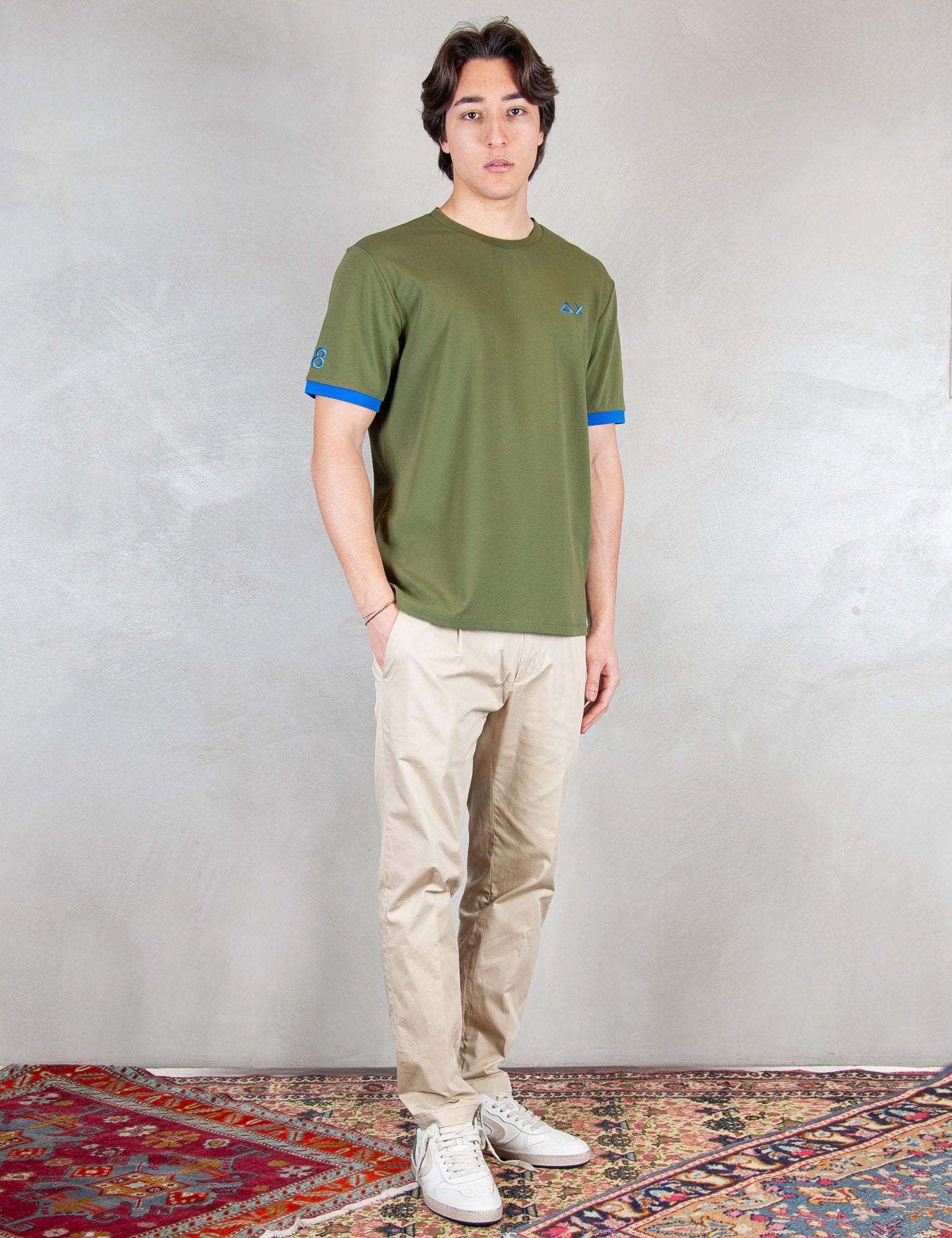 >Macro Logo T36120 37 Sun68 