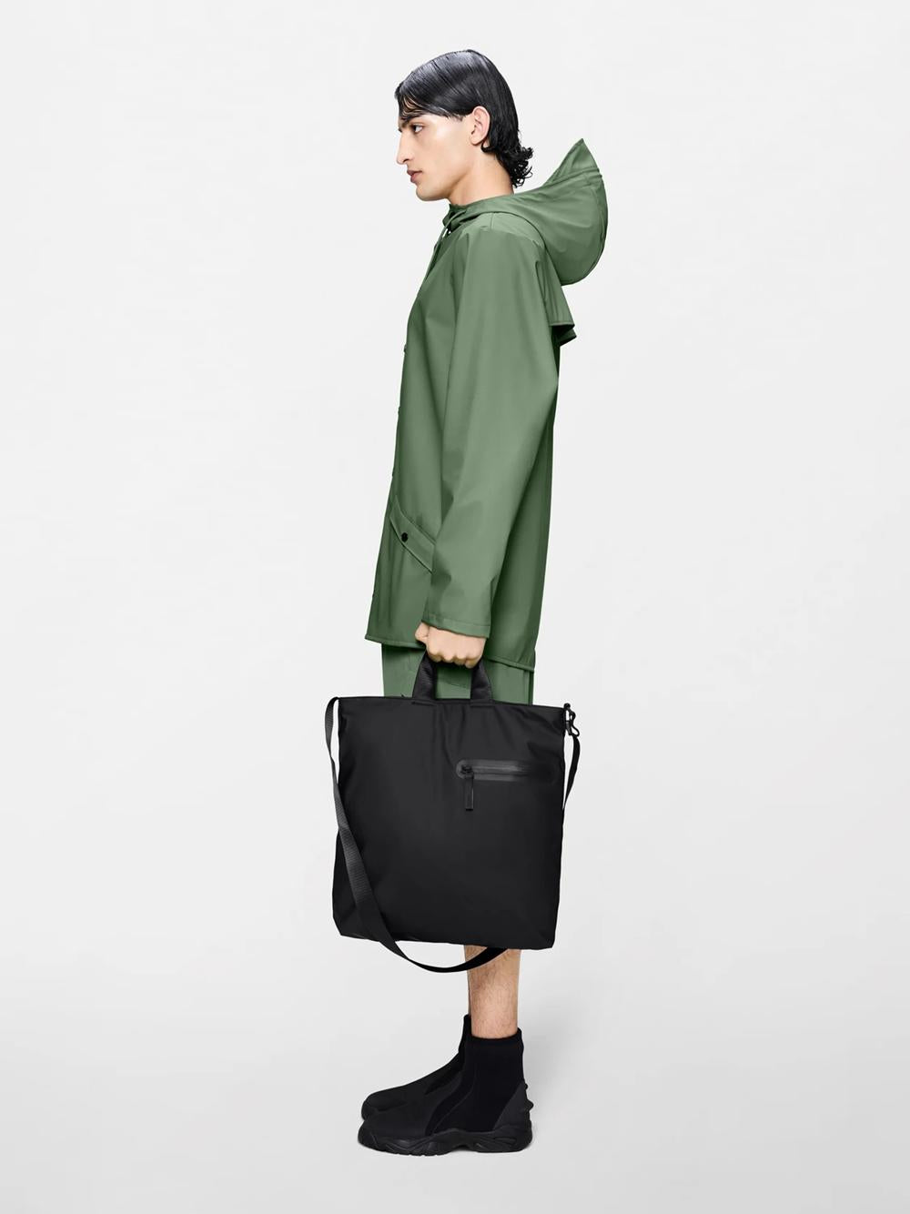  DASH TOTE BLACK Rains 